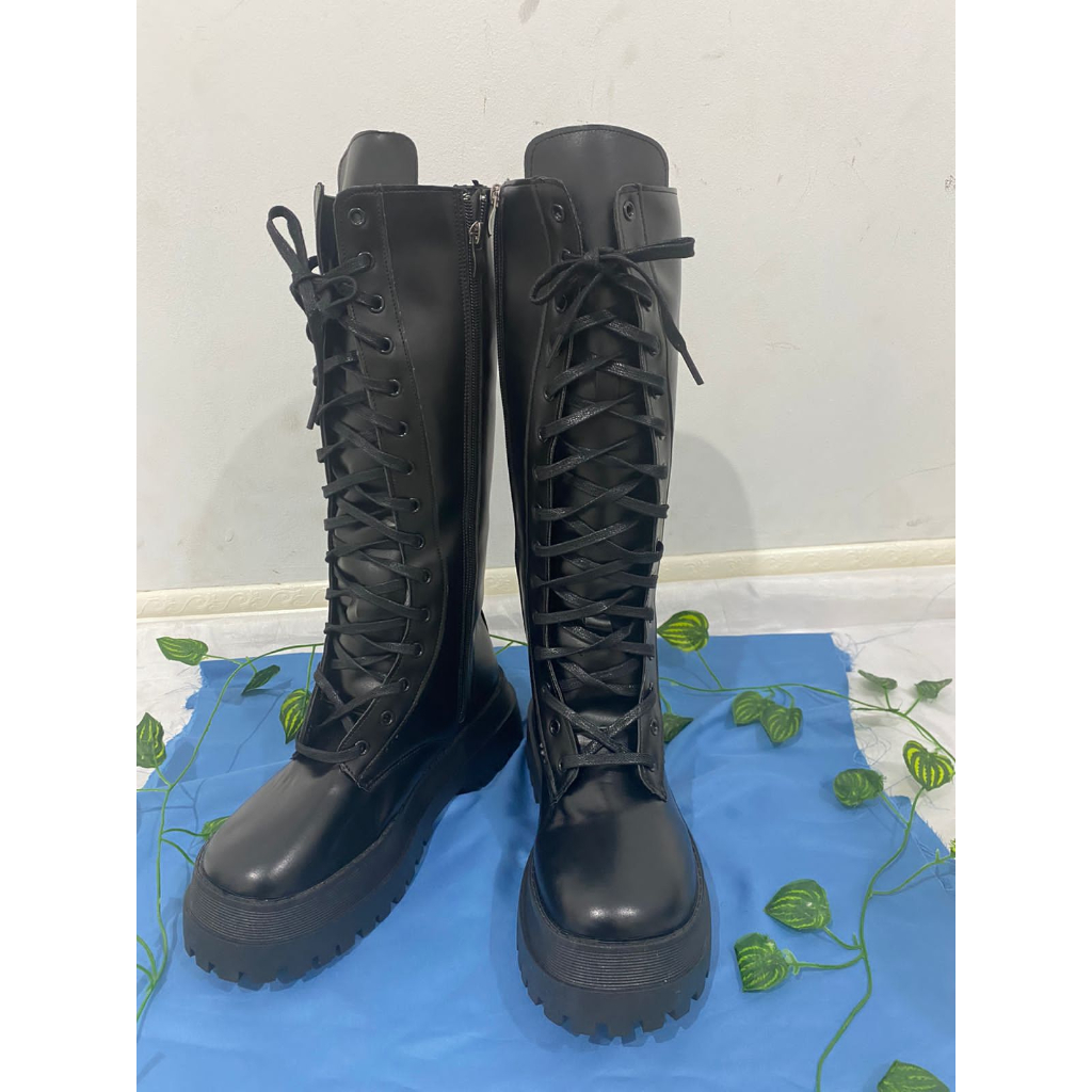 HS / Sepatu Boots Panjang Wanita Hak Sedang Fashion 284