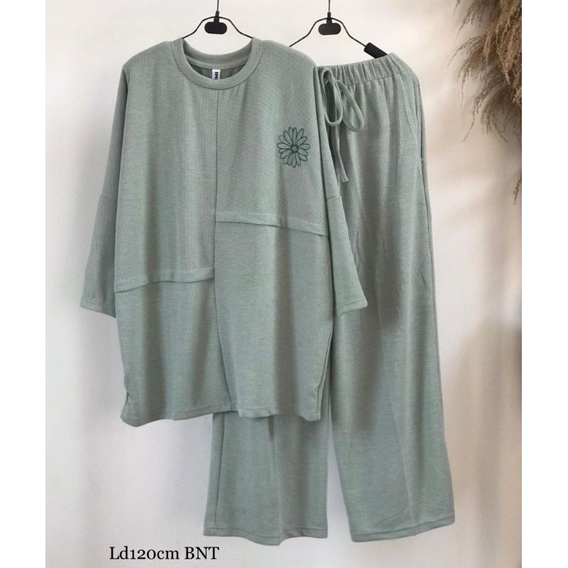 SETELAN RAJUT MOTIF FLOWER PREMIUM ONE SET KNIT BERMOTIF BUNGA PREMIUM IMPORT