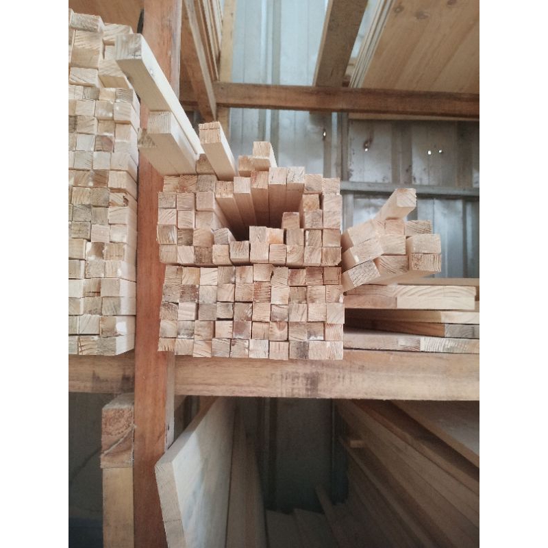 Kayu kaso jati belanda  150x3x3cm