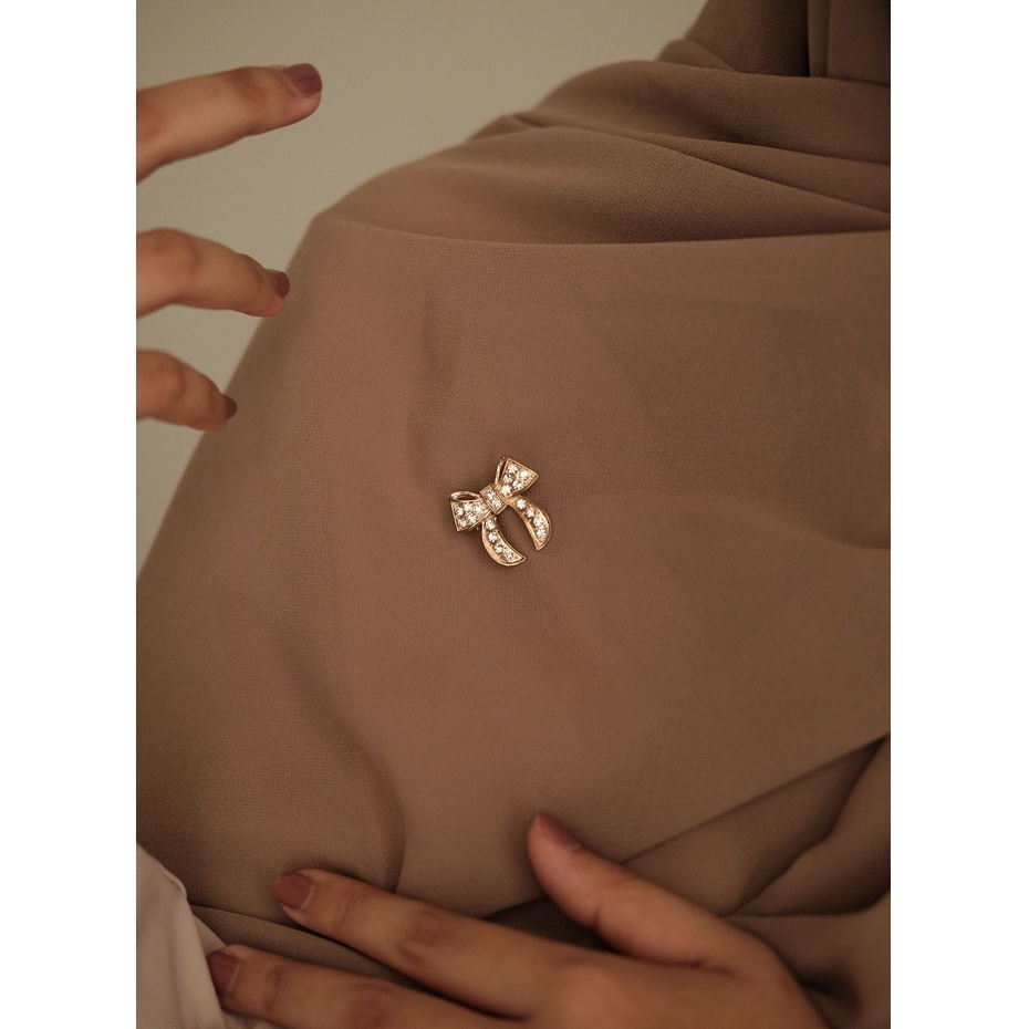 BROS DAGU HIJAB KECIL MODEL PITA WARNA GOLD DAN SILVER STYLE KOREA