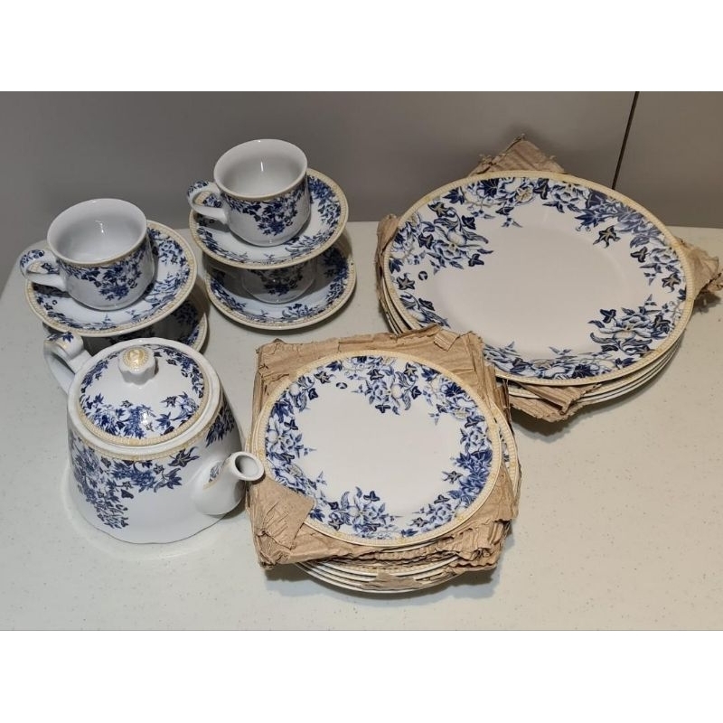 Dinner Set Vicenza Type Ayana - Piring, Cangkir, Teko dan Tempat Kue