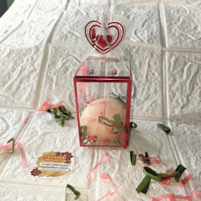 

tas telur aqiqah mika
