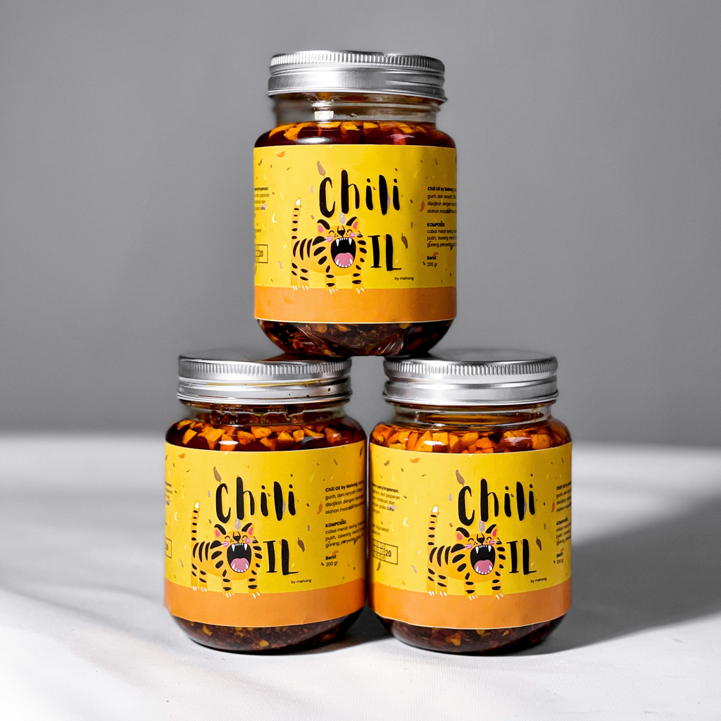 

Crunchy Garlic Chili Oil by___mehong / Chili Oil Dimsum Halal / Sambal Pedas / Minyak Sambal Pedas/ 200 gr