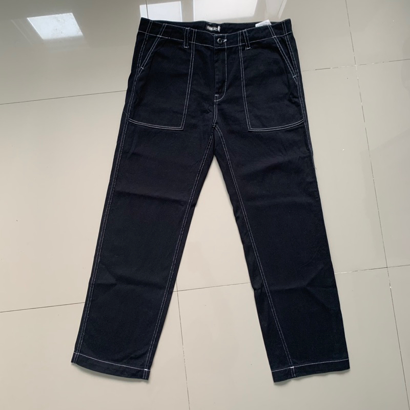 Celana Carpenter Pants Familias