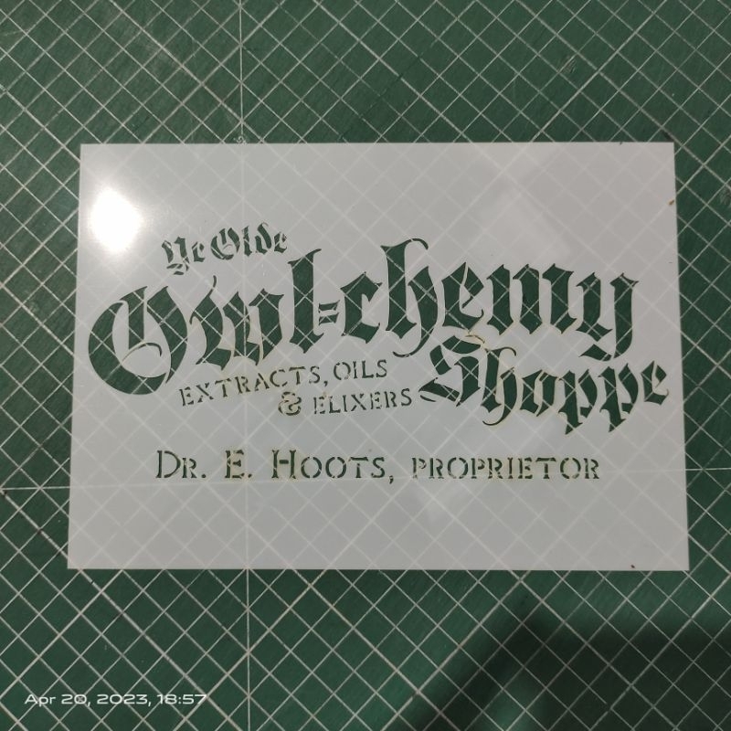 

Stencil Decoupage "Owlchemy" ukuran A5