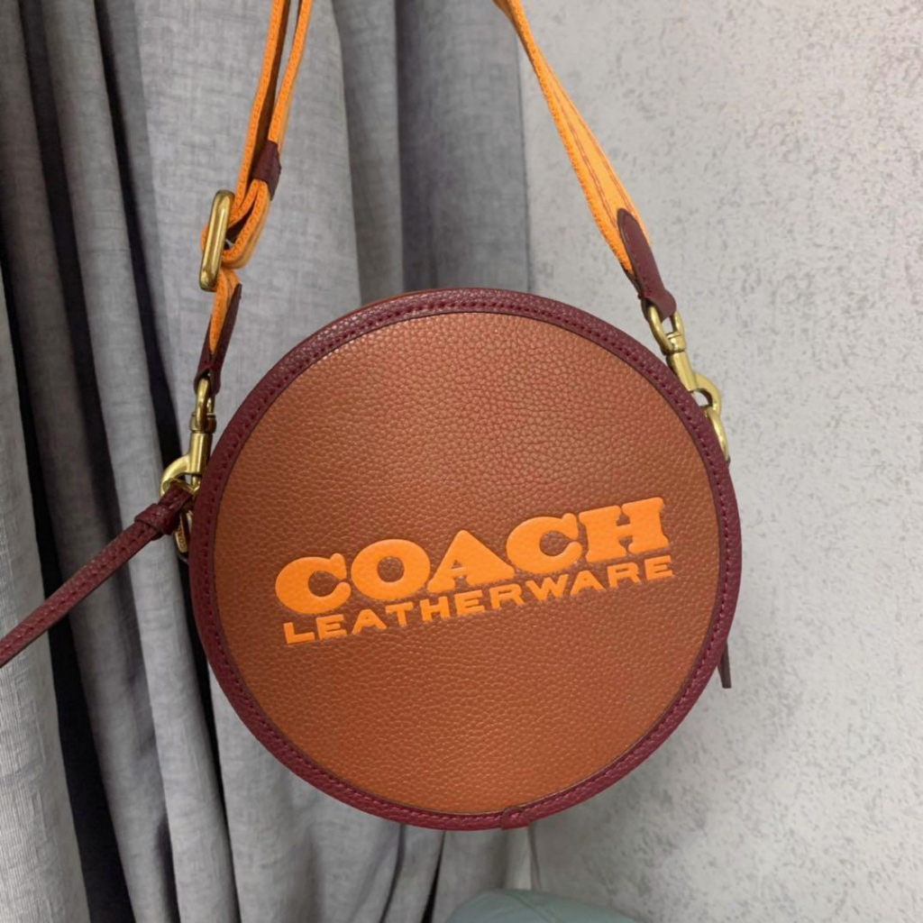 Coach Kia Round Crossbody Slingbag Wanita CA098 C6998