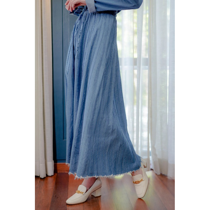 DENIM SKIRT BLUE - BENANG JARUM
