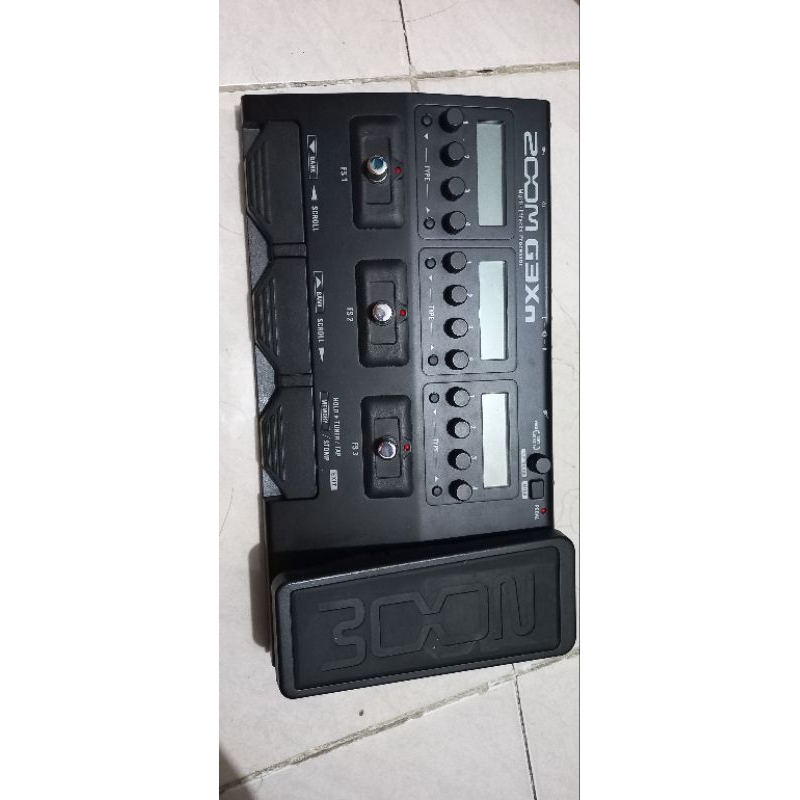 Efek Gitar Zoom G3Xn