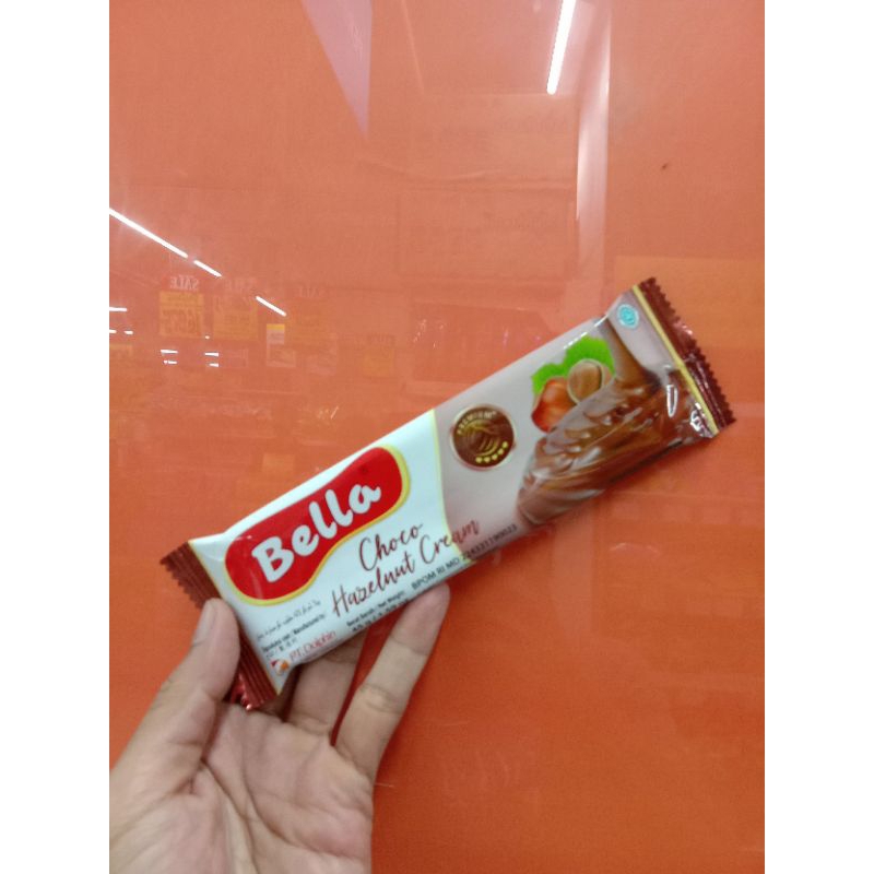 

Coklat Bella Premium 45gr crunchy malt dan choco hazelnut.