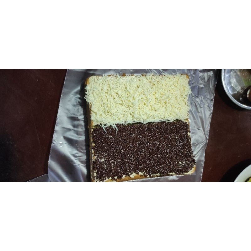 

Homemade - Bolu Jadul Topping Meses atau Keju tanpa pengawet