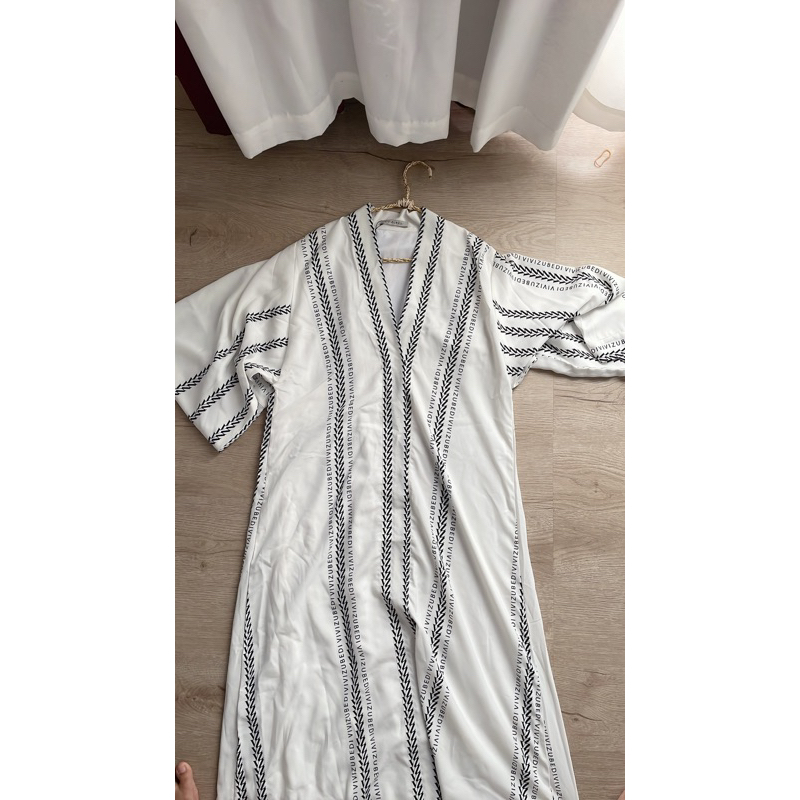 preloved kaftan Vivi zubedi