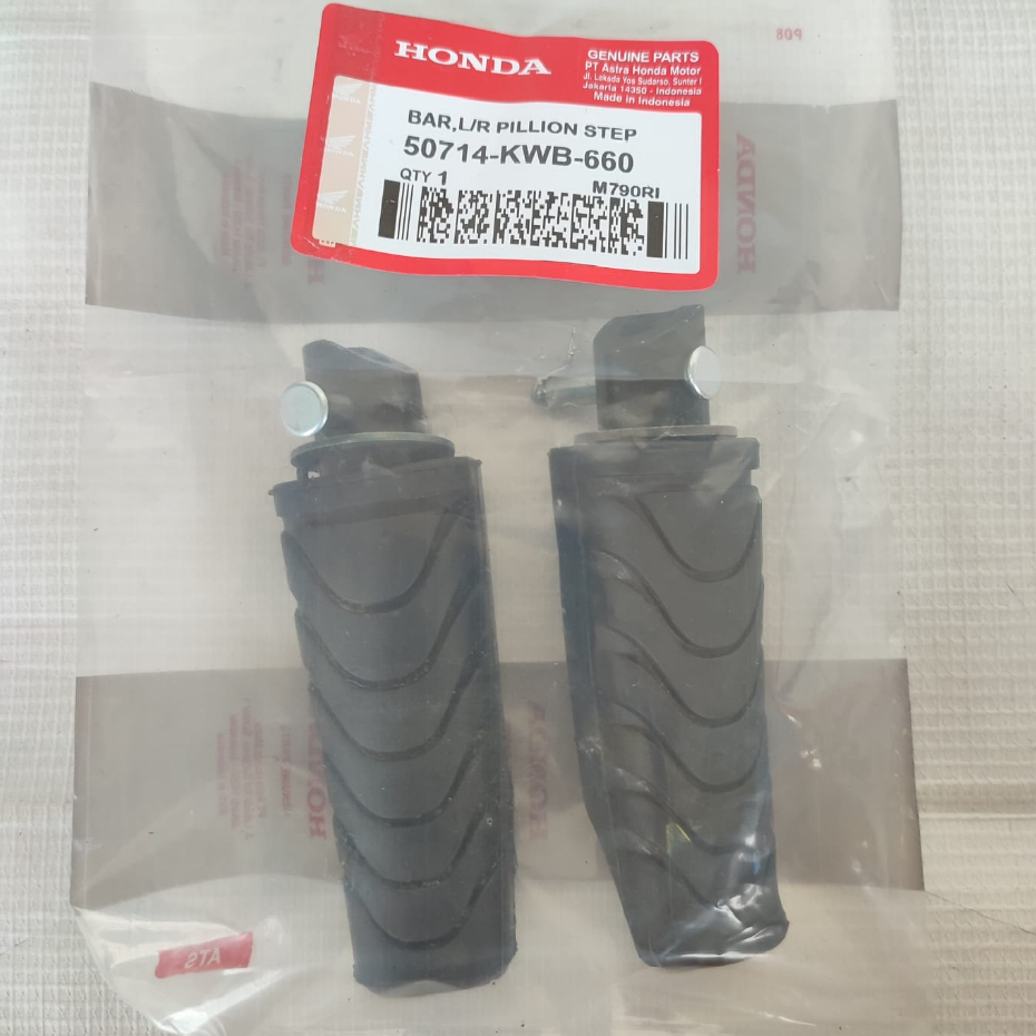 KARET STEP / PIJAKAN KAKI BELAKANG HONDA BLADE 50714-KWB-660