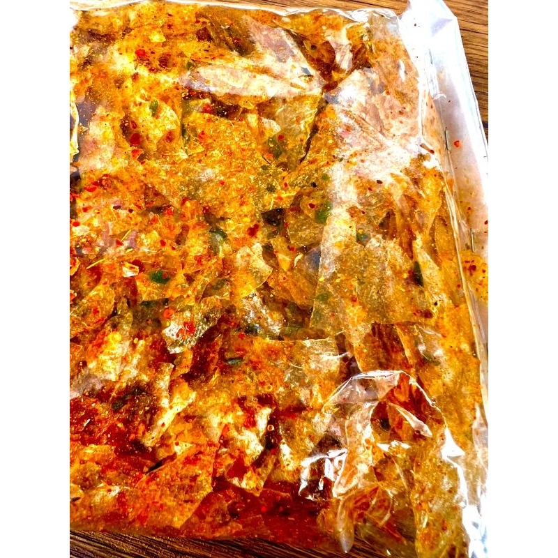 

Nafariz724 Keripik Kaca Viral Rempah Pedas Daun Jeruk 1Kg