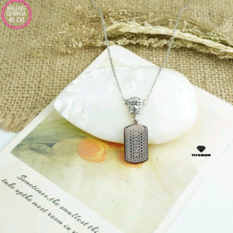kalung versace titanium