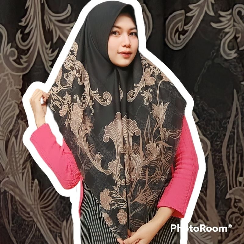 HIJAB VOAL SEGIEMPAT MOTIF || Panila_Mono and friends