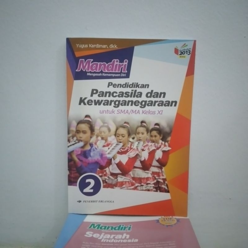 MANDIRI BUKU PPKN UNTUK SMA KELAS 11 | ERLANGGA