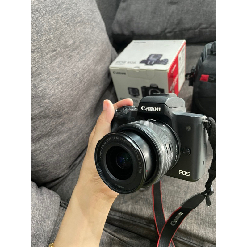 CANON EOS M50 full set + lensa fix 1,8 STM