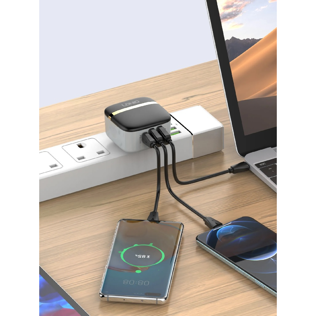 LDNIO A3513Q - Portable Travel Charger 3 Port - Dual Fast Charging 18W - Charger 3 Port Ukuran Portabel Cocok Untuk Traveling - Fast Charging
