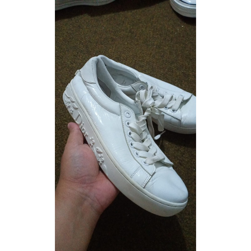 Preloved Sepatu Dior