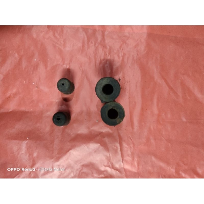 karet dudukan lampu depan tiger revo