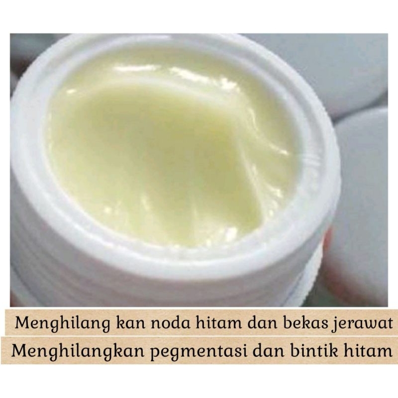 cream flek hitam membandel