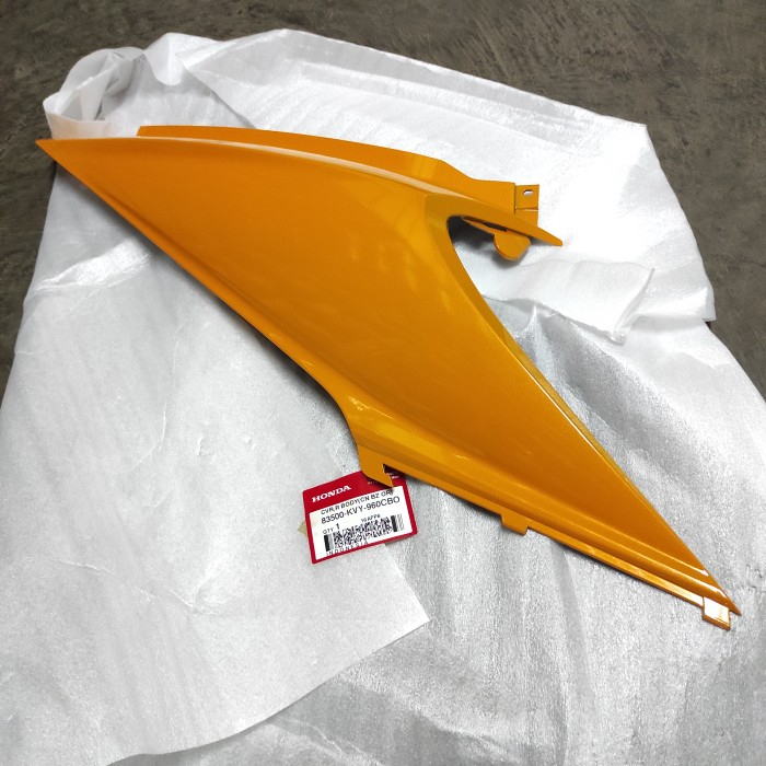 Cover R Body Orange BeAT Karburator (KVY) 83500KVY960CBO