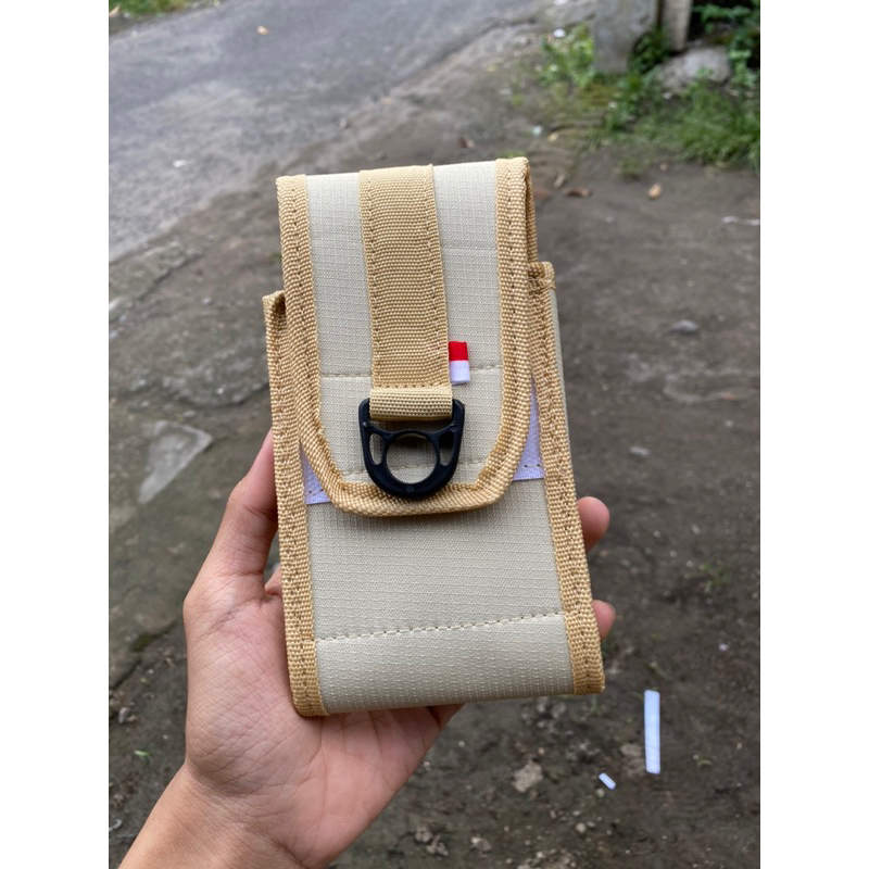 Sarung hp / tempat hp crem single slot