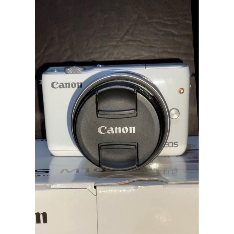 Camera Mirrorless Canon EOS M10 dengan Lensa Zoom EF-M15-45mm f/3.5-6.3 IS STM second hand digital k