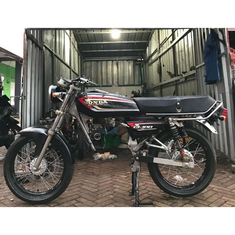 Striping Lis Sticker Standar ORI Honda GL 100 Hitam Merah 1993 Striping GL 100 Sticker GL 100 Emblem