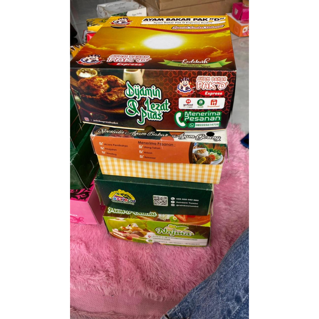 Custom Dus Catering / Dus Roti / Dus ayam terbang / Dus / Dus Bakery / Dus Cake Uk 18 - 22 cm Bahan 