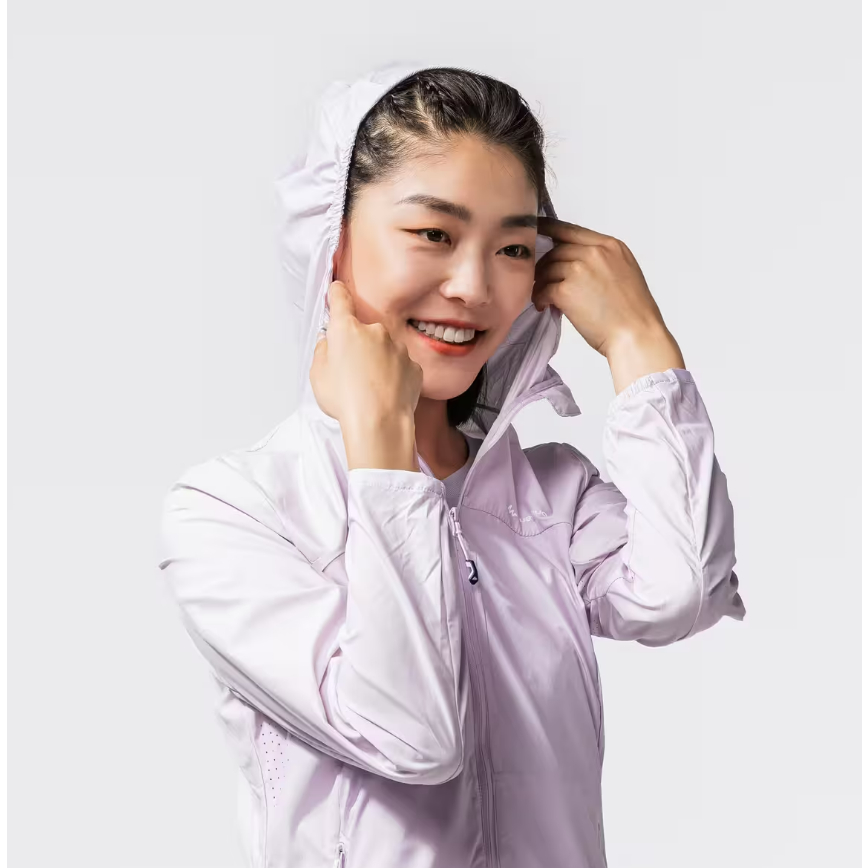 QUECHUA Helium 500 Jaket Windbreaker Camping Wanita UPF50+ Ringkas