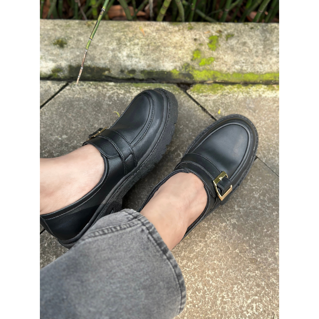 Sepatu pantofel wanita kerja formal cewek sekolah bahan kulit sintesis  ST. 50