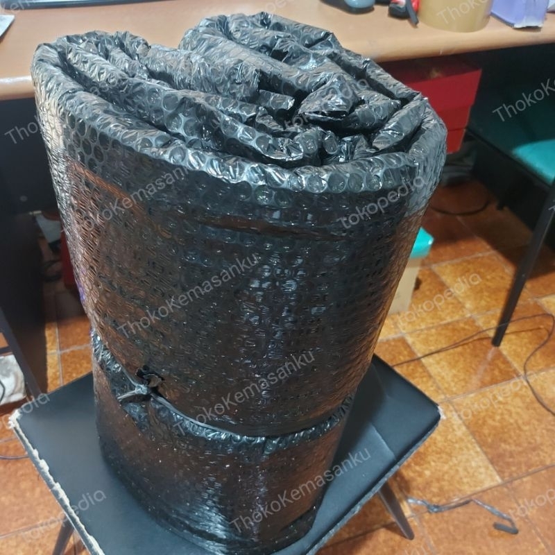 

Bubble Wrap Hitam 5meter Babel wrap plastik gelembung untuk bungkus barang Bubble Wrap Murah surabaya barat