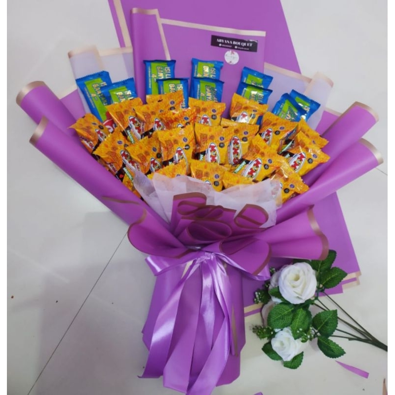 

BOUQUET SNACK // MOMOGI // SLAI OLAY //