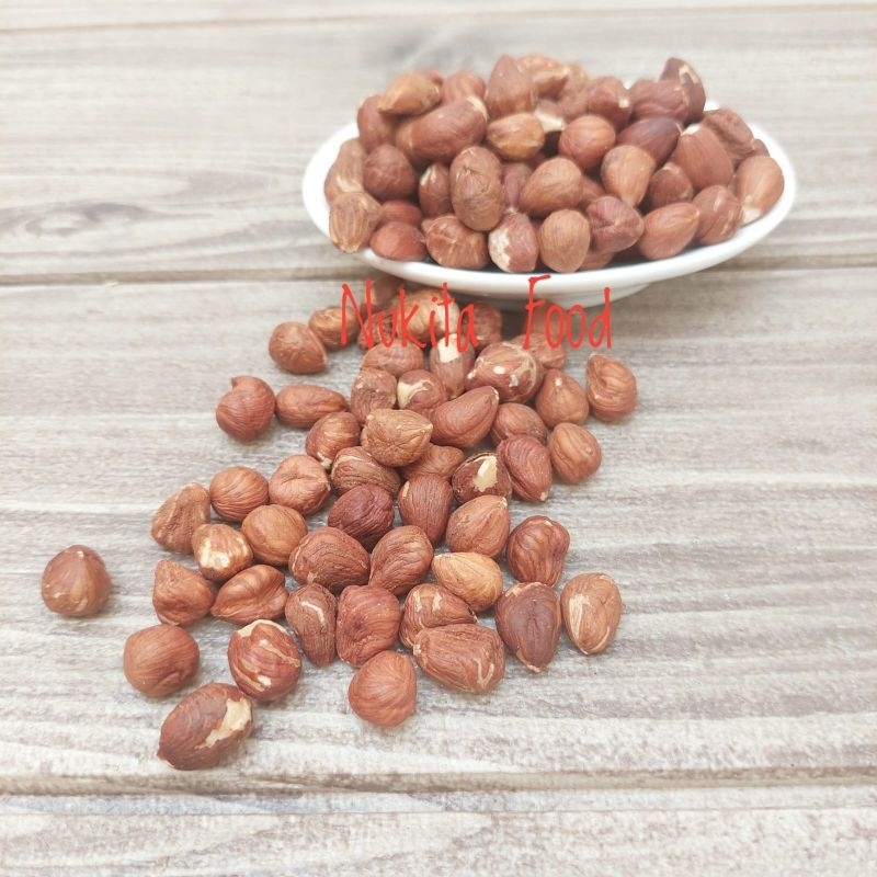 

Kacang Hazelnut mentah import dari Turki