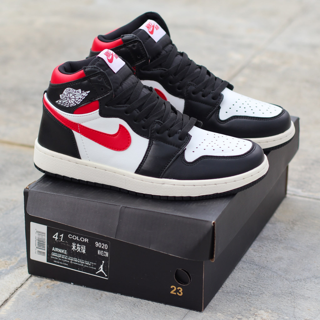 AIR JR RETRO HIGH BLACK GYM RED SEPATU PRIA