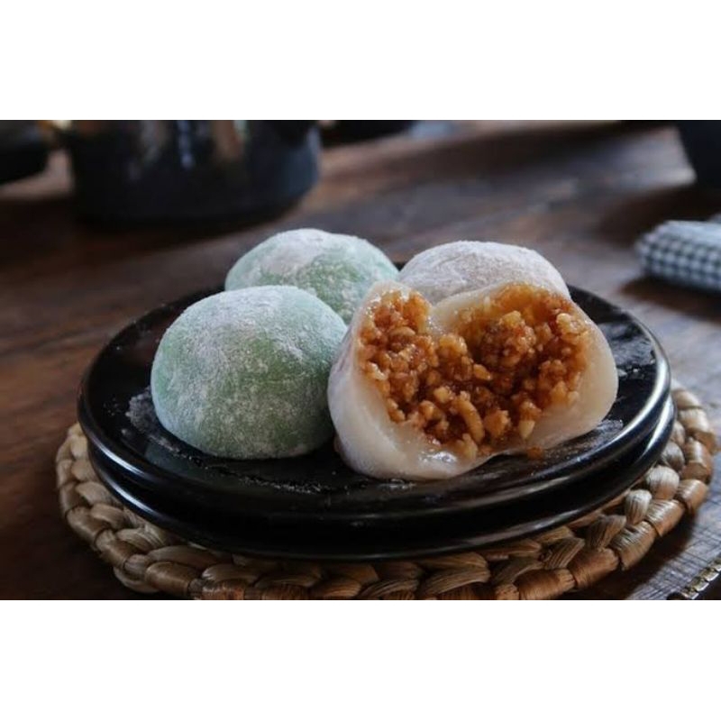 

KUE-MOCHI
