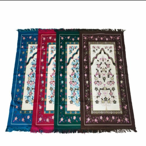 SOUVENIR SAJADAH SUEDE MUKA/SAJADAH KECIL/SOUVENIR TAHLILAN/TASYAKURAN/KADO ULTAH/40/100 HARIAN