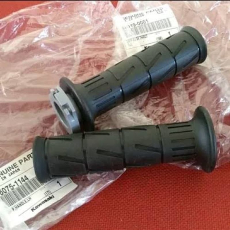 HANDGRIP KANAN KIRI NINJA 250 KARBU ORIGINAL 46019-0001