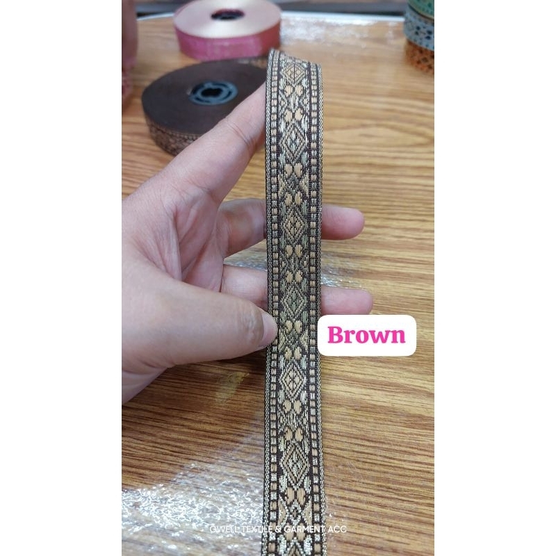 PITA RENDA BATIK / ETNIK / PITA SONGKET  BAHAN KAIN  LEBAR 2 CM  HARGA PER M