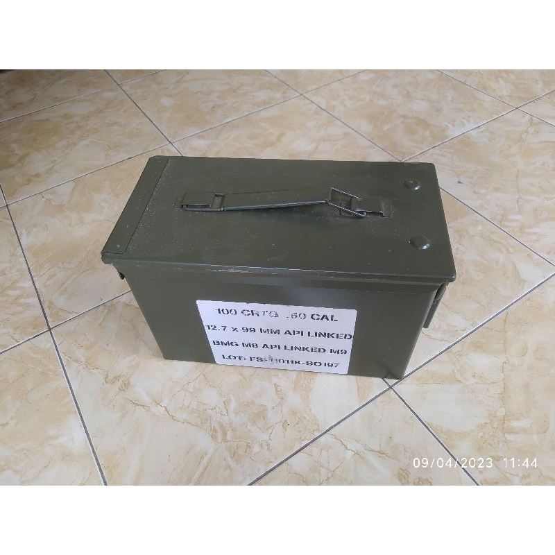 tool box besi pindad / kotak alat pindad / box alat pindad / bekas box peluru pindad