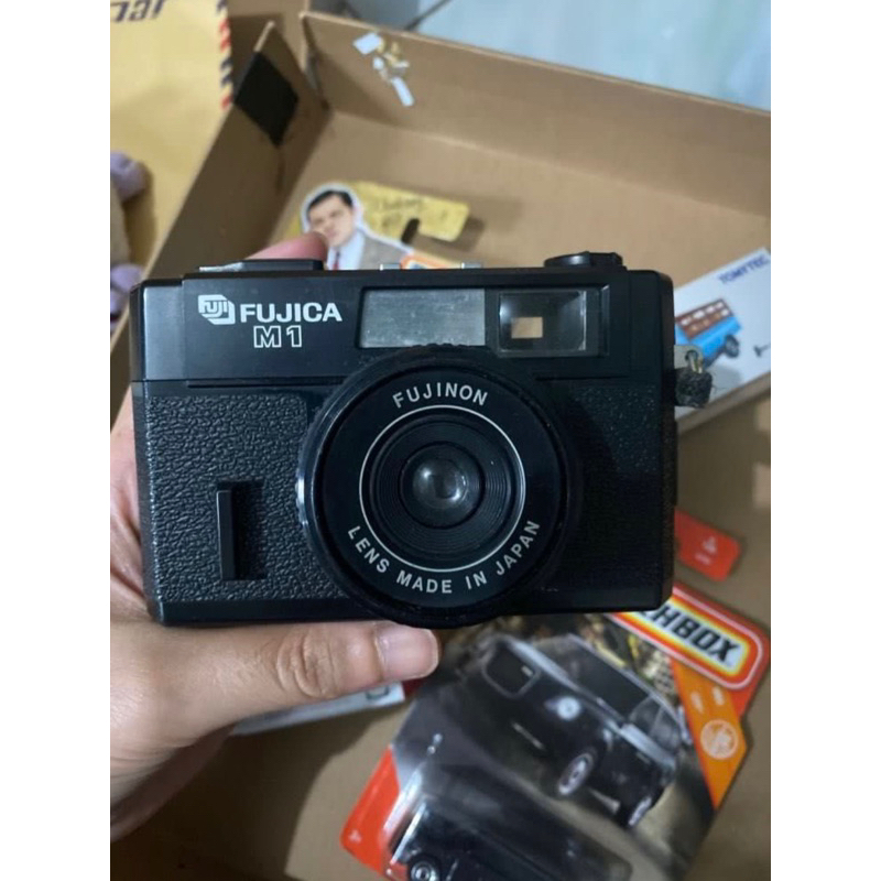 Kamera Analog Fujica M1
