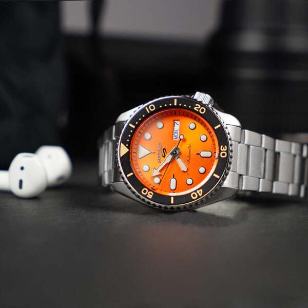 Seiko 5 Sports SRPK35K1 SKX Midi Orange - Jam Tangan Pria SRPK35