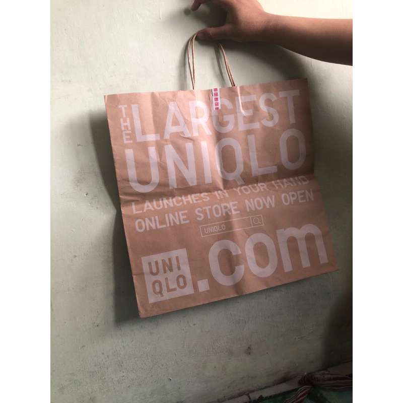 

preloved paper bag uniqlo