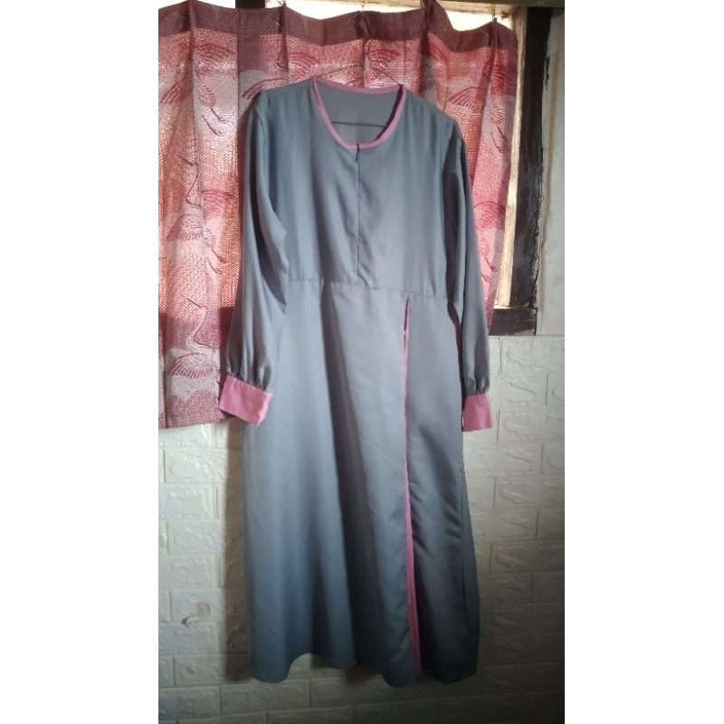 Preloved Gamis Warna Abu Abu