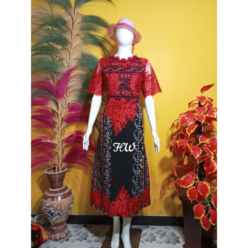 GAUN TENUN PANJANG KOMBINASI BROKAT