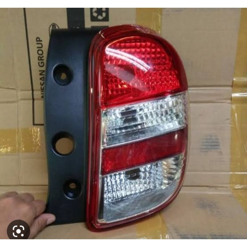 stoplamp nissan march