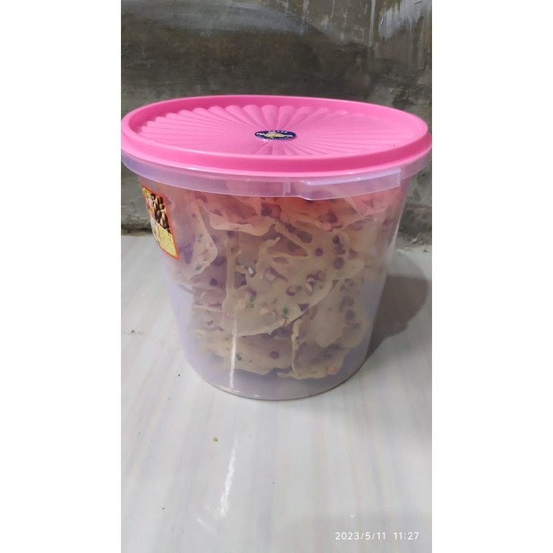 

Peyek Kacang Tanah Ukuran 5L(liter)