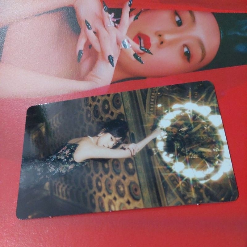 Jisoo 1st Single Album " ME " YG TAG Album ( LP Version A ) Official Photocard Set