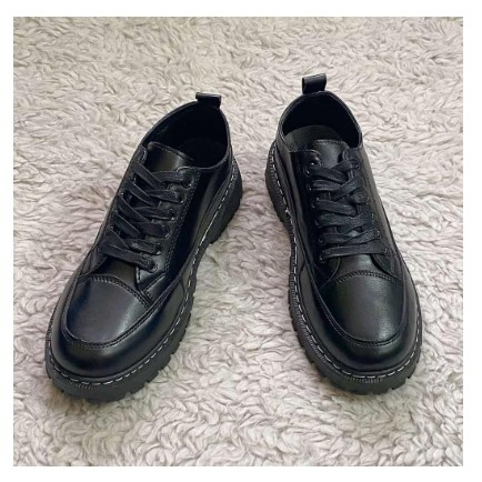 sepatu pria pantofel kulit sintetis / sepatu pria import hitam / sepatu pria carlos docmart / sepatu